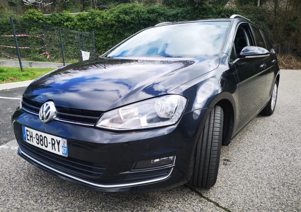 Volkswagen Golf cena 42900 przebieg: 150000, rok produkcji 2016 z Trzcianka małe 379